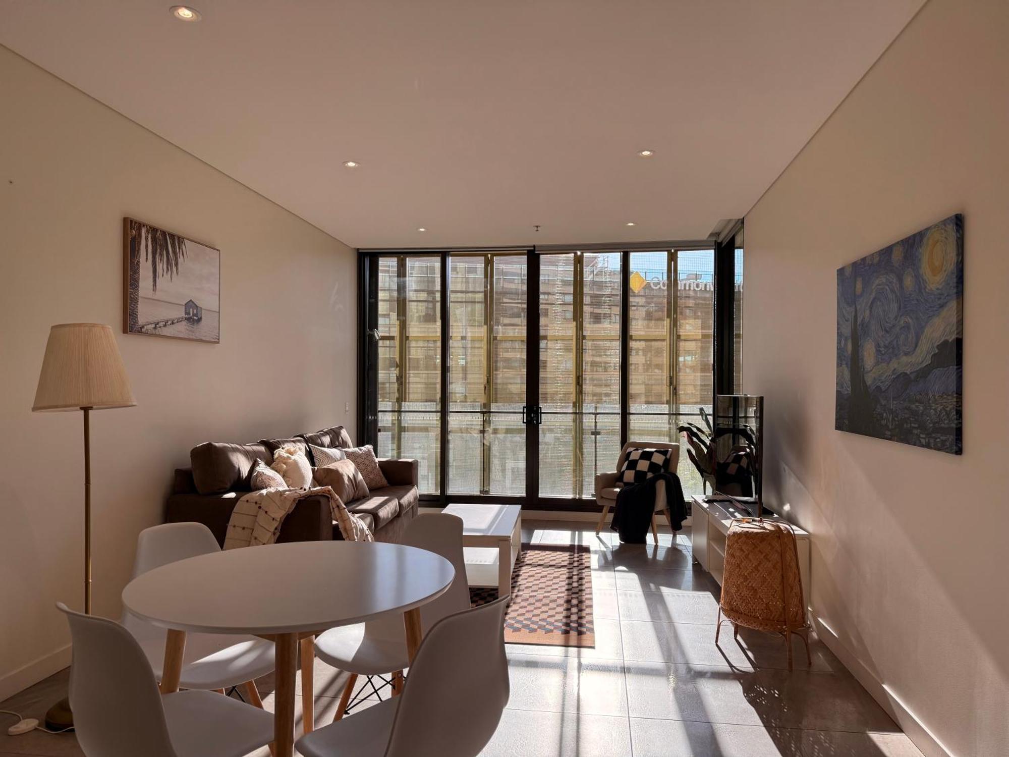 Darling Harbour Syd Cbd 2b2b1c Free Parking *